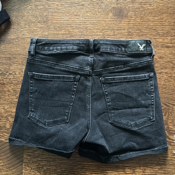 American Eagle super High Rise Shortie - Picture 2 of 3